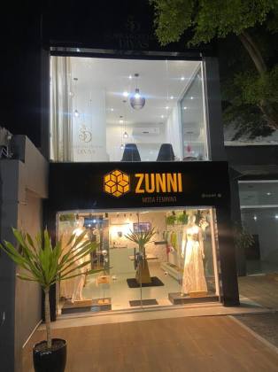 PRÉDIO COMERCIAL em Vilas do Atlântico