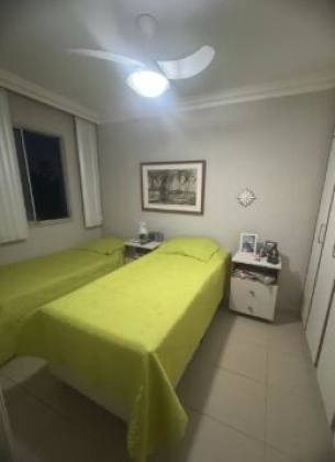 Itaigara 2/4 com dependência