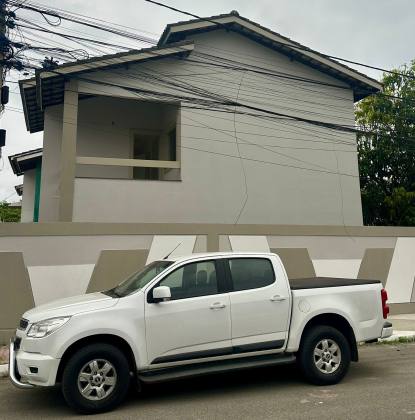 Casa em Ipitanga 4/4 com 03 suites