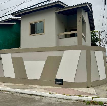 Casa em Ipitanga 4/4 com 03 suites