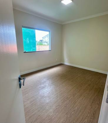 Casa em Ipitanga 4/4 com 03 suites