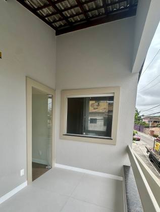 Casa em Ipitanga 4/4 com 03 suites