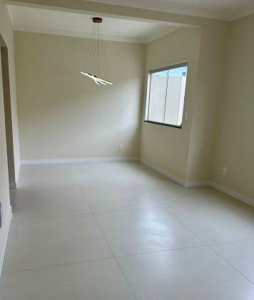 Casa em Ipitanga 4/4 com 03 suites