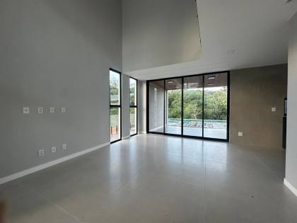 Casa Triplex em Alphaville Litoral Norte