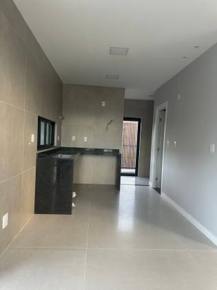 Casa Triplex em Alphaville Litoral Norte