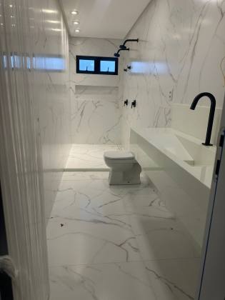 Casa Triplex em Alphaville Litoral Norte
