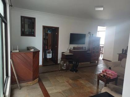 Pituba 4/4 com suíte