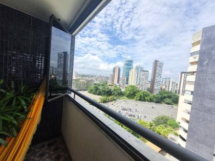 Mansão Caminho das Árvore