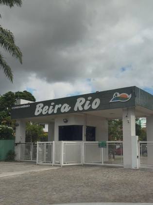 CASA EM LAURO DE FREITAS 5/4