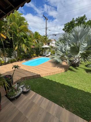 CASA EM LAURO DE FREITAS 5/4
