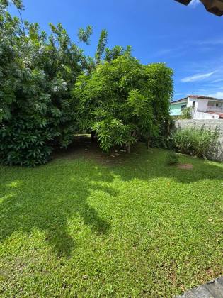 CASA EM LAURO DE FREITAS 5/4