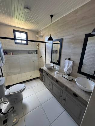 CASA EM LAURO DE FREITAS 5/4