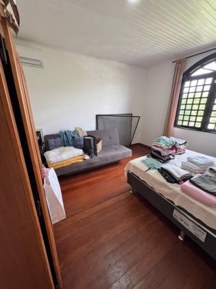 CASA EM LAURO DE FREITAS 5/4