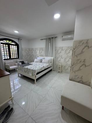CASA EM LAURO DE FREITAS 5/4