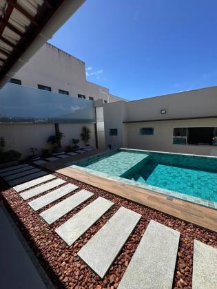 CASA EM LAURO DE FREITAS 6/4