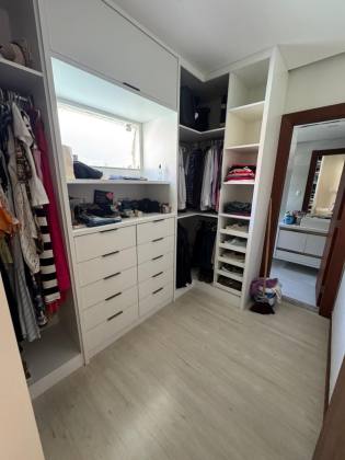 CASA EM LAURO DE FREITAS 6/4