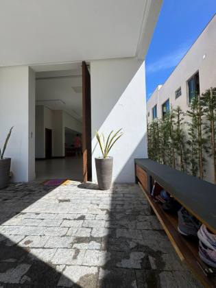 CASA EM LAURO DE FREITAS 6/4