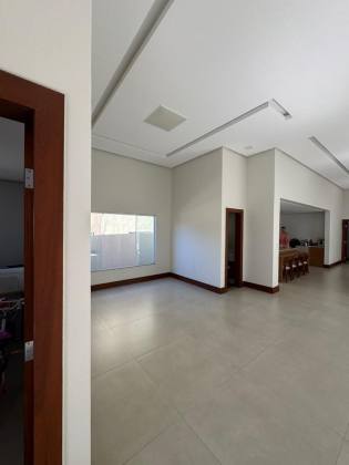 CASA EM LAURO DE FREITAS 6/4