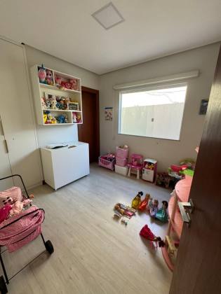 CASA EM LAURO DE FREITAS 6/4