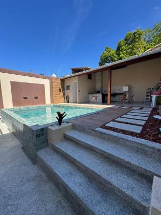 CASA EM LAURO DE FREITAS 6/4