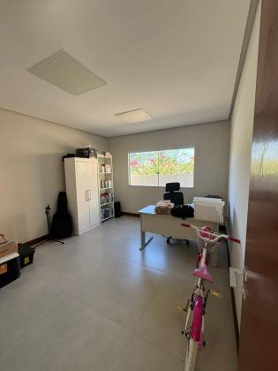 CASA EM LAURO DE FREITAS 6/4