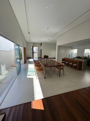 CASA EM LAURO DE FREITAS 6/4