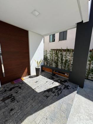 CASA EM LAURO DE FREITAS 6/4