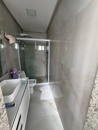 CASA EM LAURO DE FREITAS 6/4