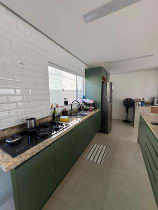 CASA EM LAURO DE FREITAS 6/4
