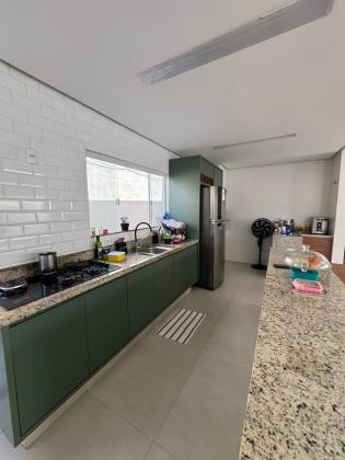 CASA EM LAURO DE FREITAS 6/4