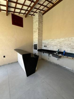 CASA EM LAURO DE FREITAS 6/4