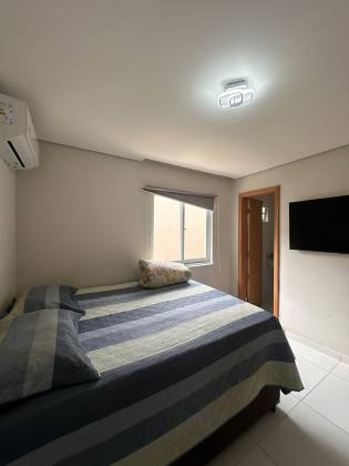 Casa em Abrantes solta em rua pública