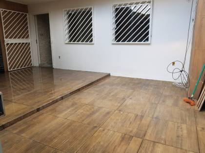 Casa em Buraquinho