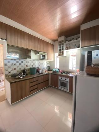 Casa em Jaua 3/4 c/ suite