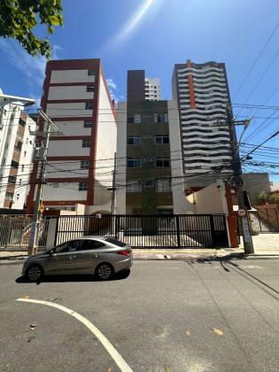 Pituba 2/4 com dependência/ Rubem Berta