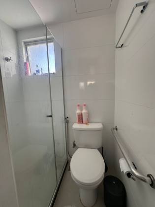 Pituba 2/4 com dependência/ Rubem Berta
