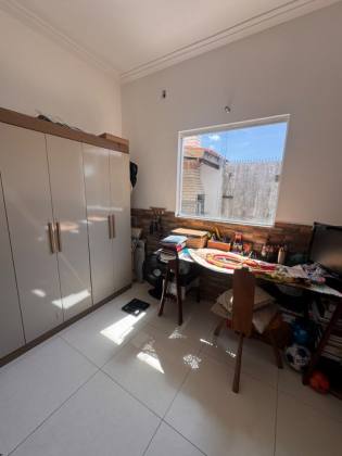 Casa Para Vender com 3 quartos 2 suítes em Abrantes