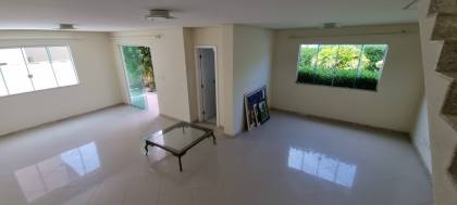 Casa em Villas do Atlântico