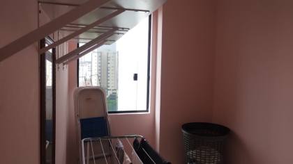 Brotas 2/4 com dependência e garagem