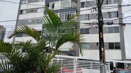 Brotas 2/4 com dependência e garagem