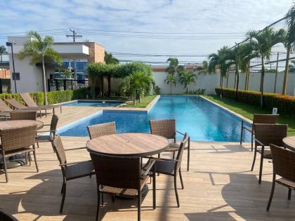 Casa em Vilas do Atlântico 4/4 com suítes