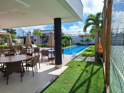 Casa em Vilas do Atlântico 4/4 com suítes