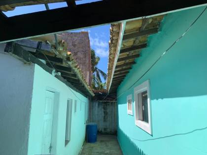 Casa em  Jauá