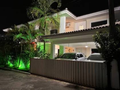 Casa em Buraquinho
