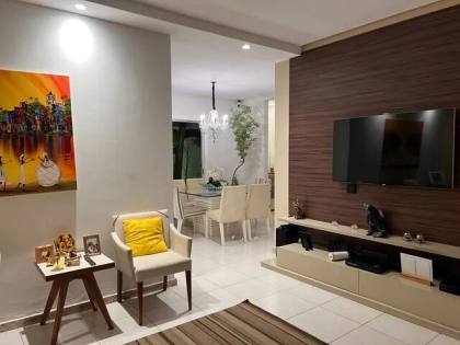 Casa em Buraquinho