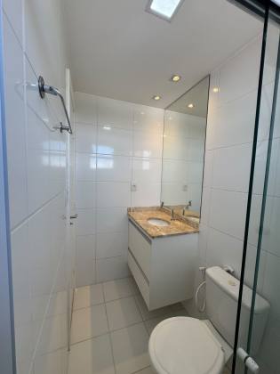 Pitangueiras 2/4 com suíte - Residencial Coliseu