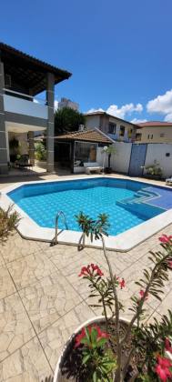 Casa Para Vender com 4 suítes em Vilas do Atlântico