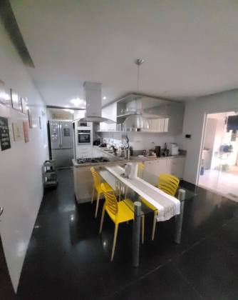 Casa Para Vender com 4 suítes em Vilas do Atlântico