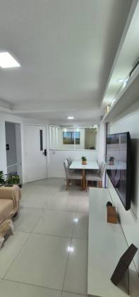 Reserva Parque 2/4 com suíte e varanda