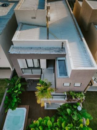 CASA ABRANTES | 3 SUÍTES